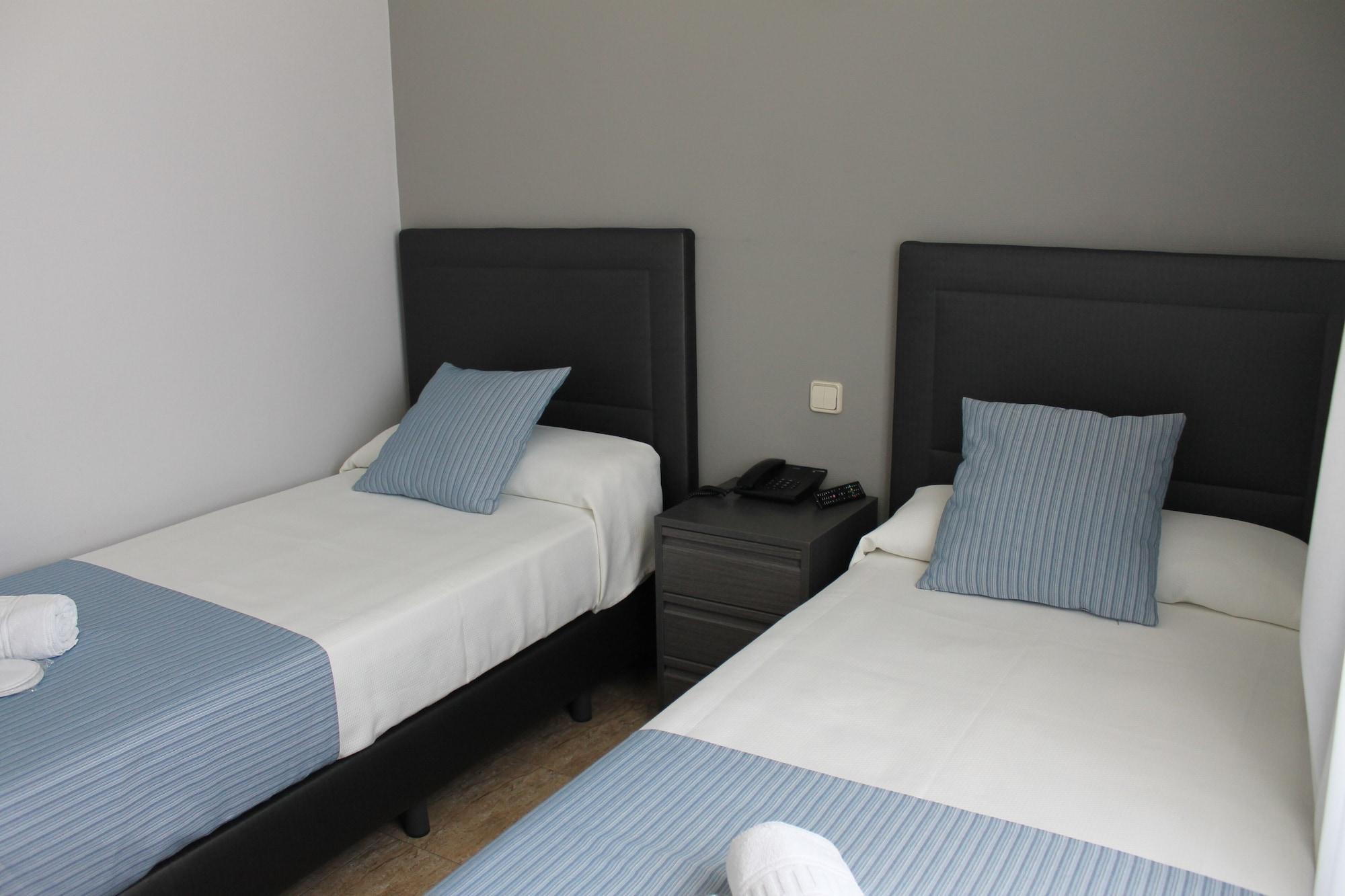 Hotel Barajas Plaza Madryt Zewnętrze zdjęcie