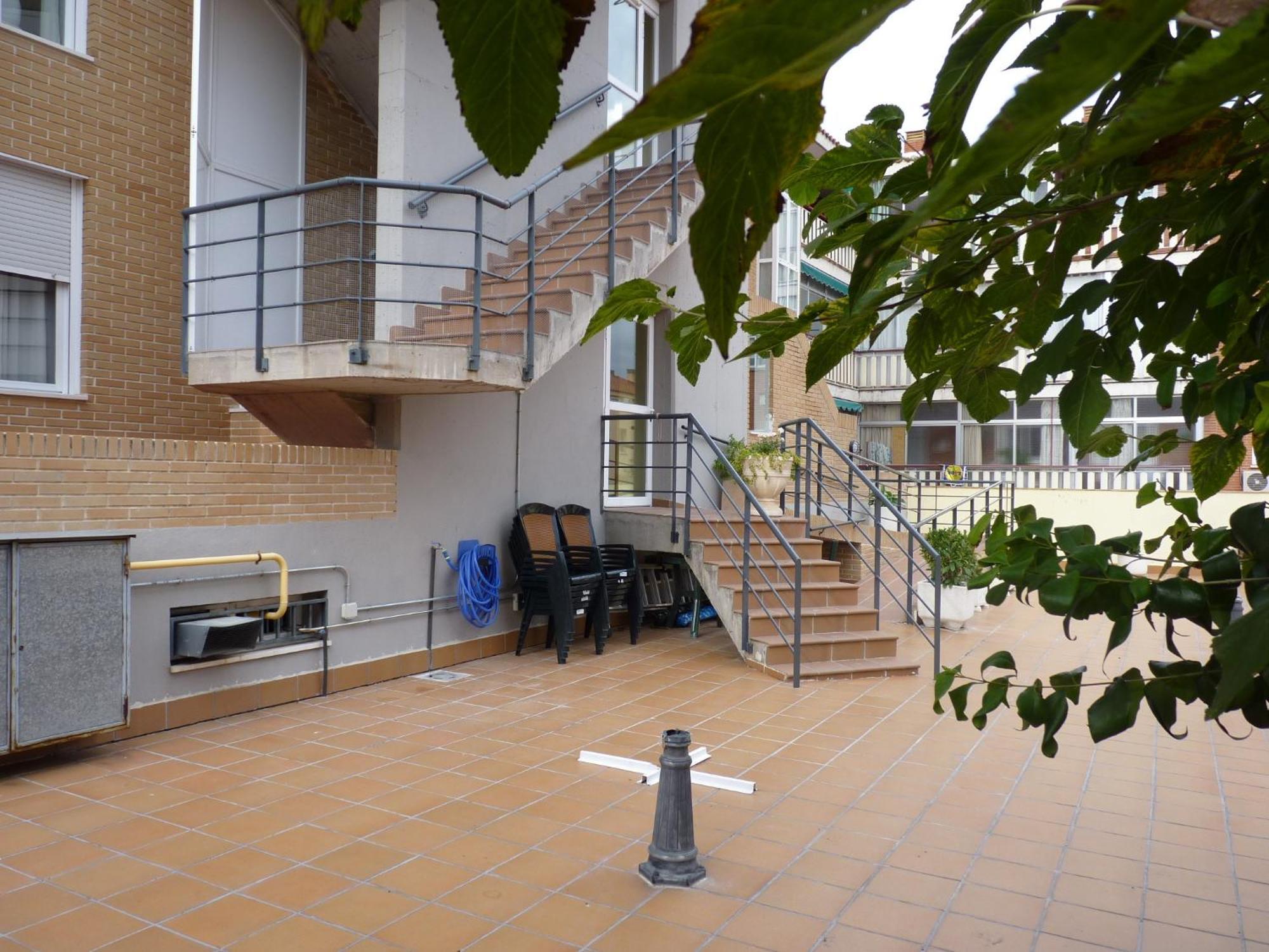 Hotel Barajas Plaza Madryt Zewnętrze zdjęcie
